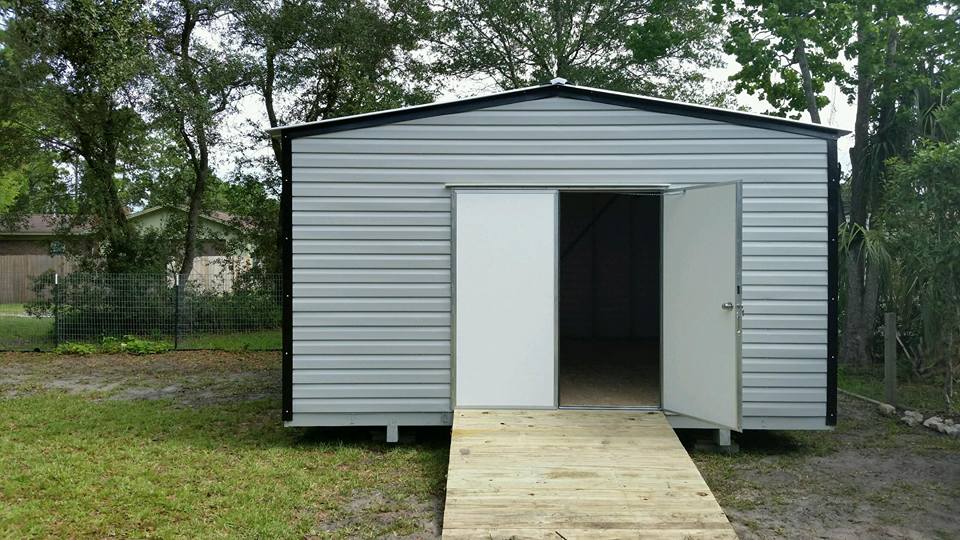 16X24 REVERSE GABLE WITH A RAMP