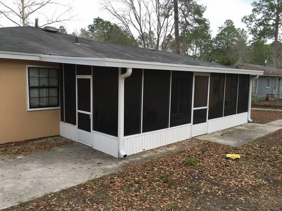 10X24 ATTACHED SCREEN ROOM