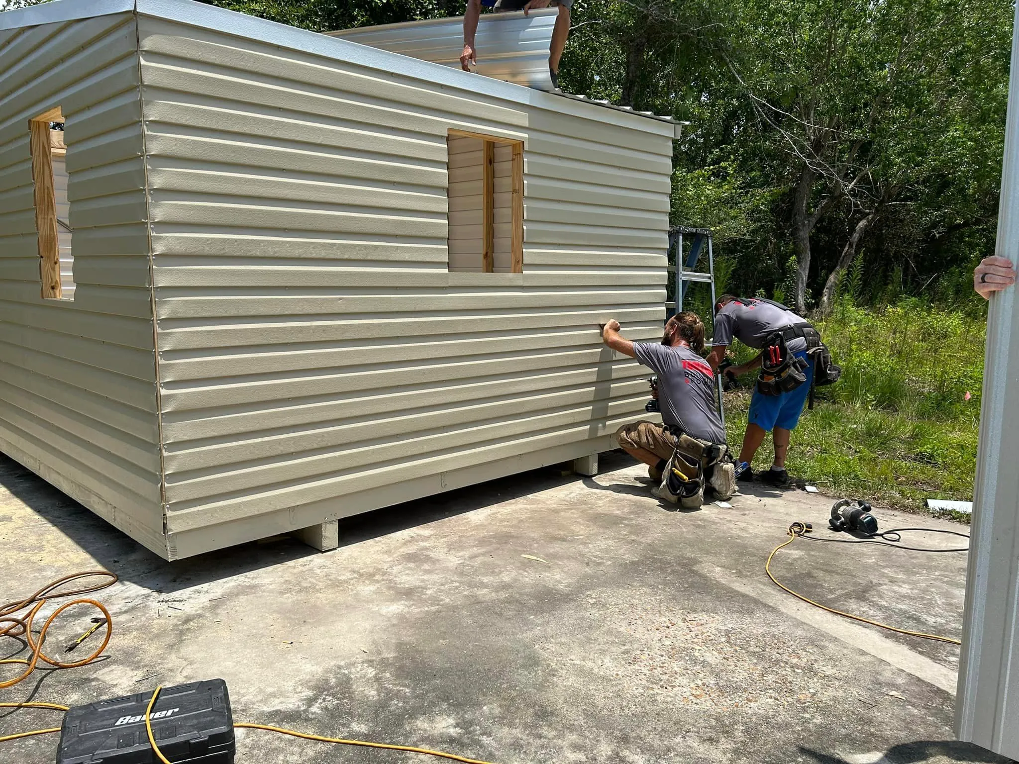 PORTABLE BUILDING