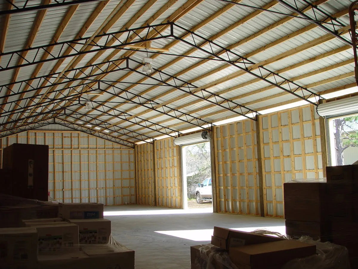 POLE BARN WARE HOUSE INTERIOR