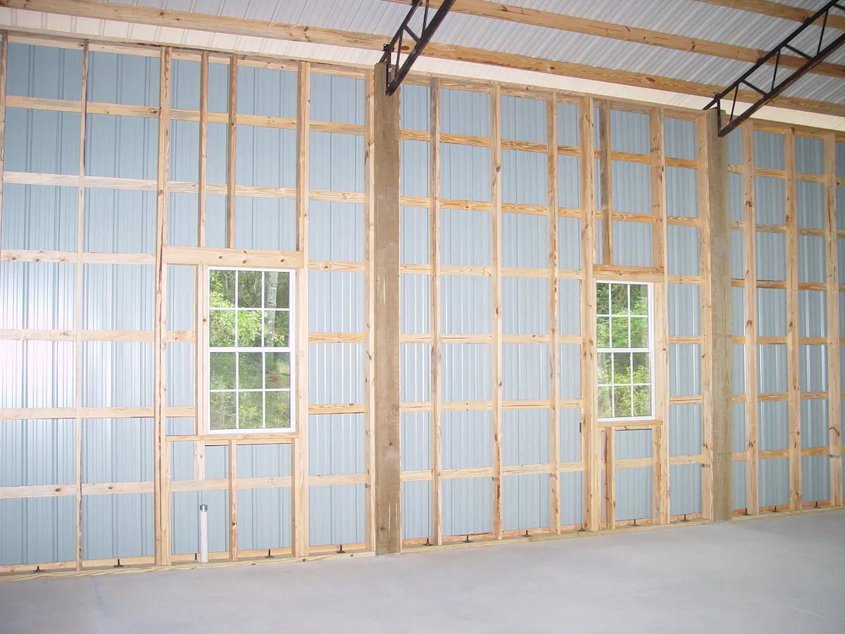 ENCLOSED POLE BARN FRAMING