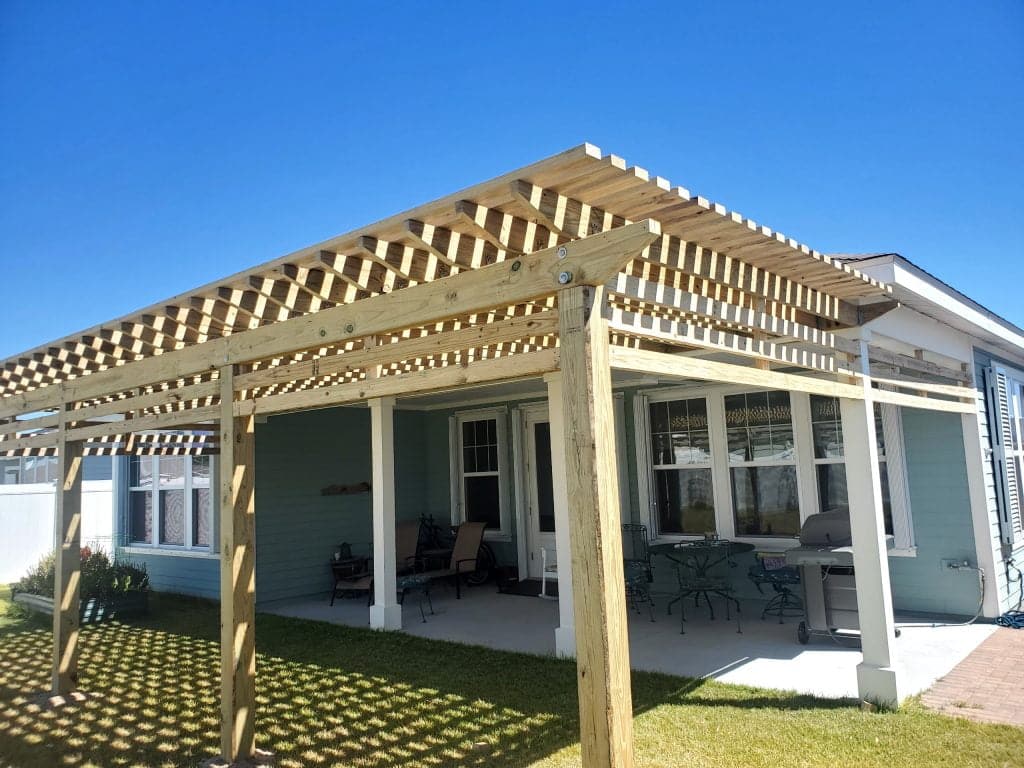 ATTACHED PERGOLA