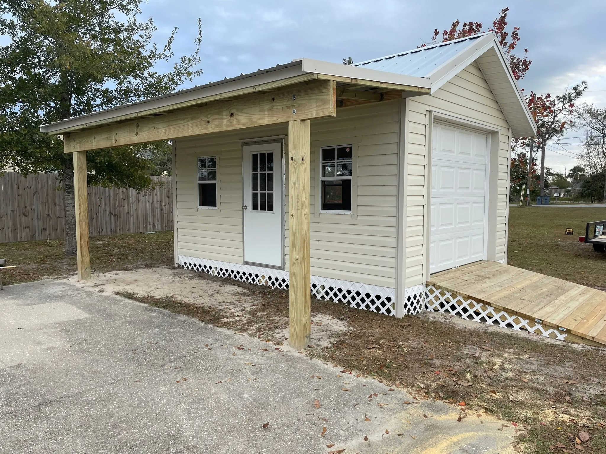 12X16 PORTABLE GARAGE