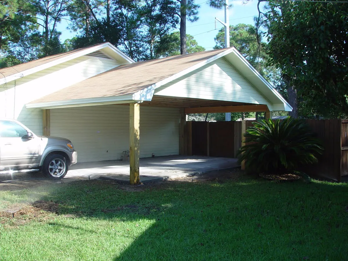 ATTACHED CARPORT HOUSE MATCH