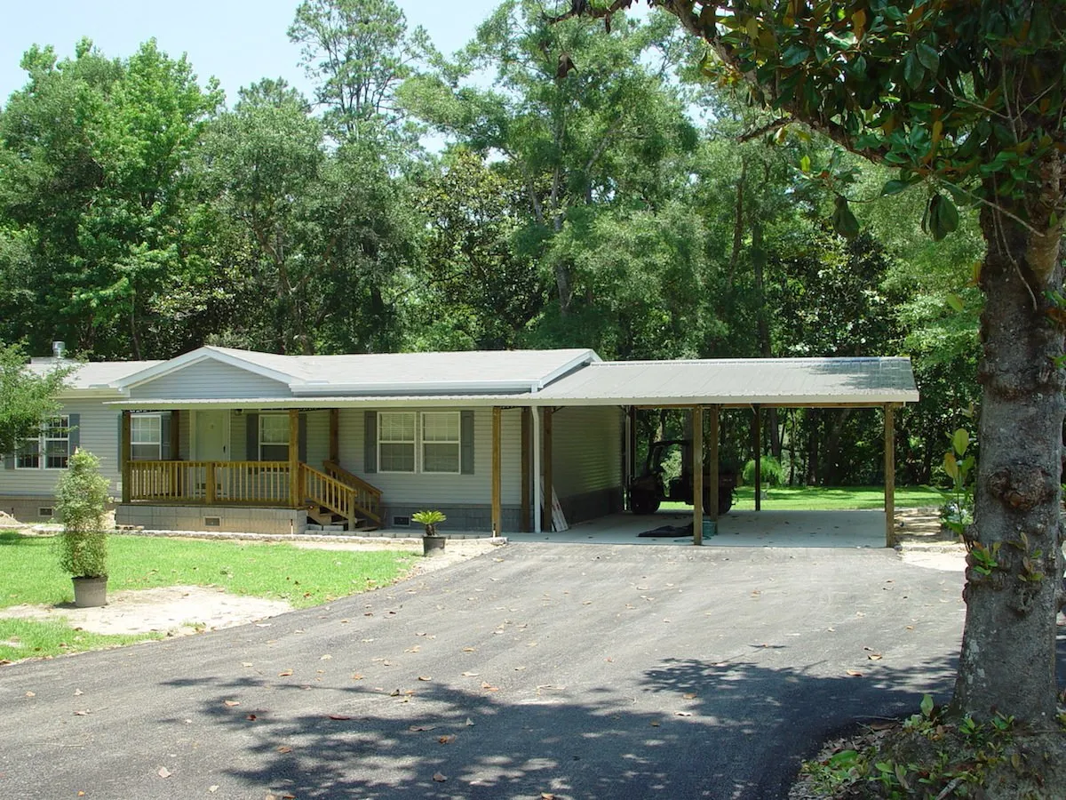 CARPORT WITH FRONT PORCH COMBO