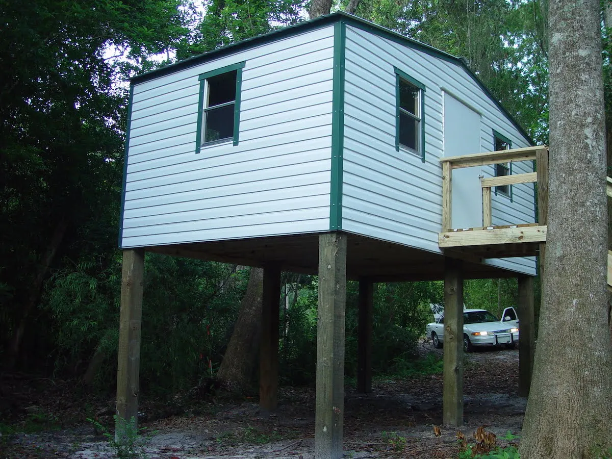 12X20 BUILDING IN FLOOD ZONE